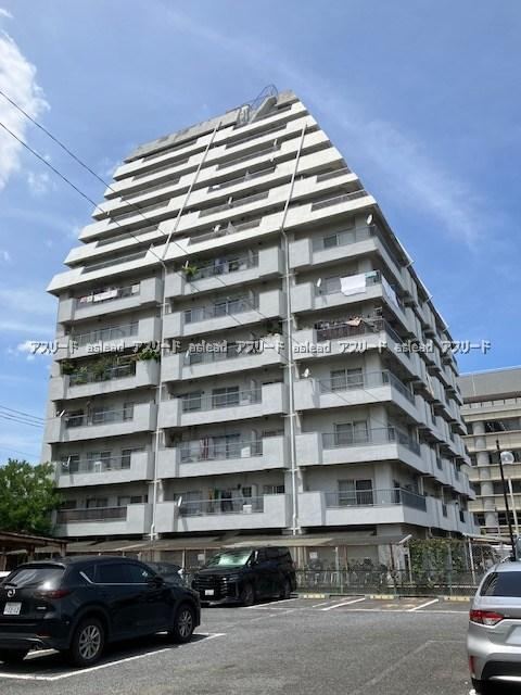 2DK apartment in Adachi Ward, Tokyo - Photo 1