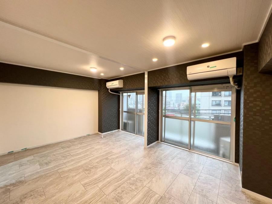 1LDK apartment in Chuo Ward, Kobe, Hyogo - Photo 1