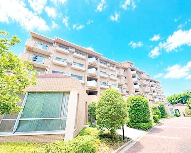 3LDK apartment in Tama, Tokyo - Photo 1