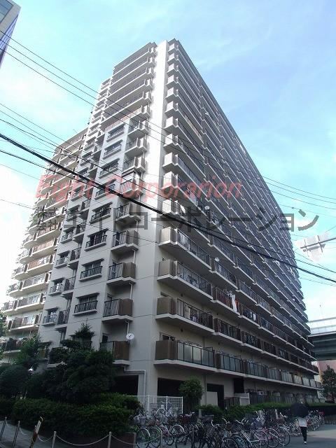 3LDK apartment in Nishi Ward, Osaka - Photo 1