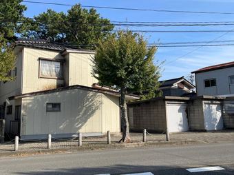 plot of land in Sakata