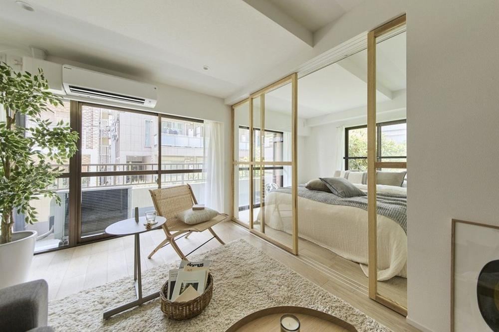 2LDK apartment in Shibuya Ward, Tokyo - Photo 1