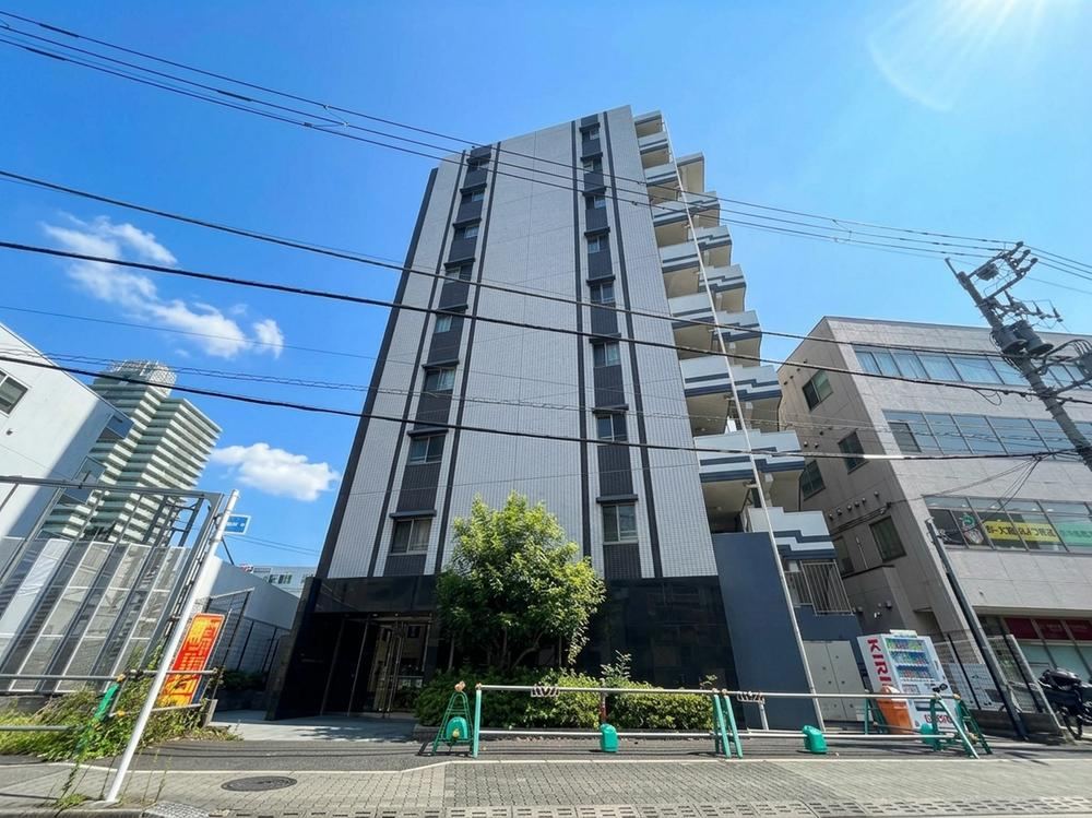 2LDK apartment in Katsushika Ward, Tokyo - Photo 1