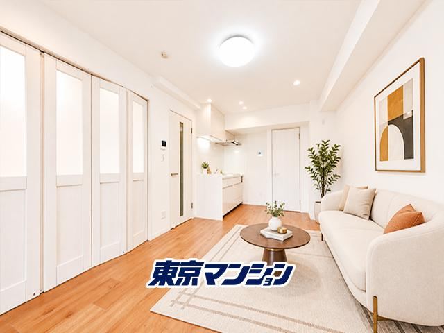 1LDK apartment in Shinjuku Ward, Tokyo - Photo 1