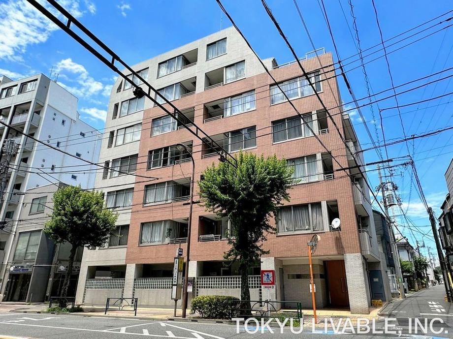 1LDK apartment in Setagaya Ward, Tokyo - Photo 1