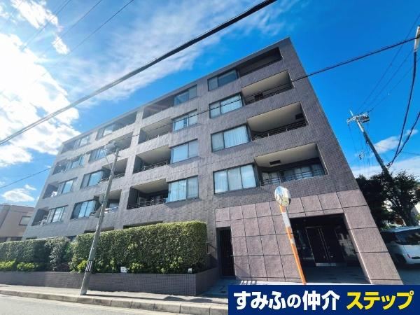 5LDK apartment in Ashiya, Hyogo - Photo 1