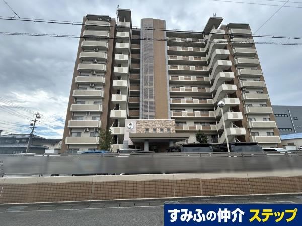 4LDK apartment in Okazaki, Aichi - Photo 1