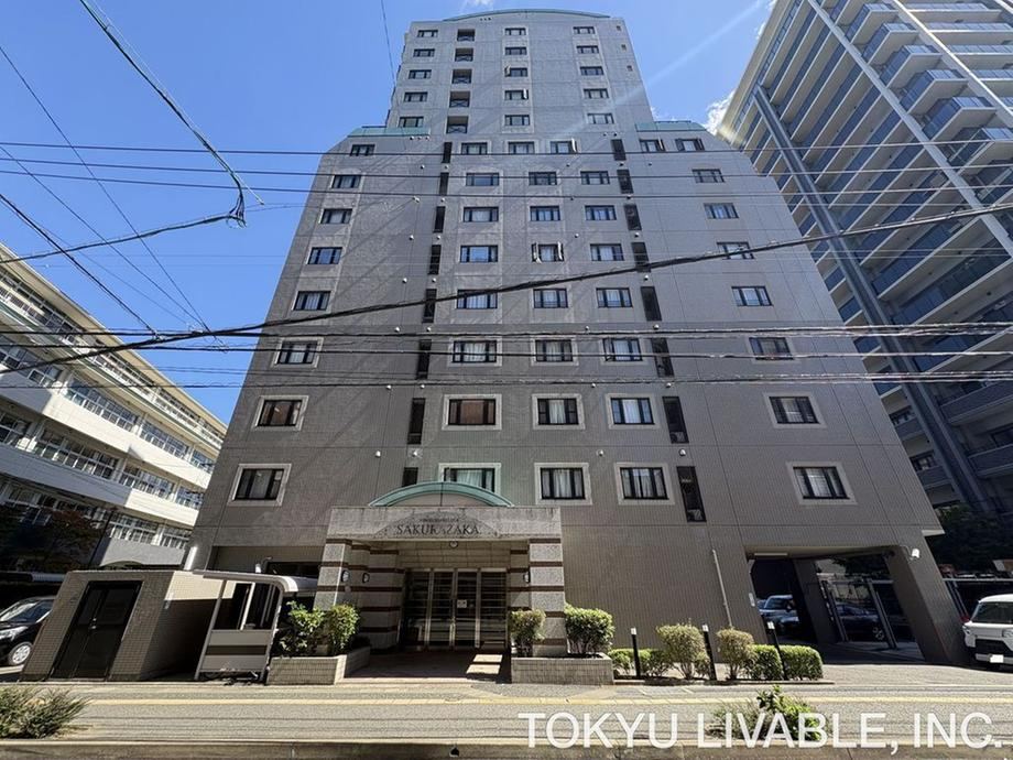 3LDK apartment in Chuo Ward, Fukuoka - Photo 1