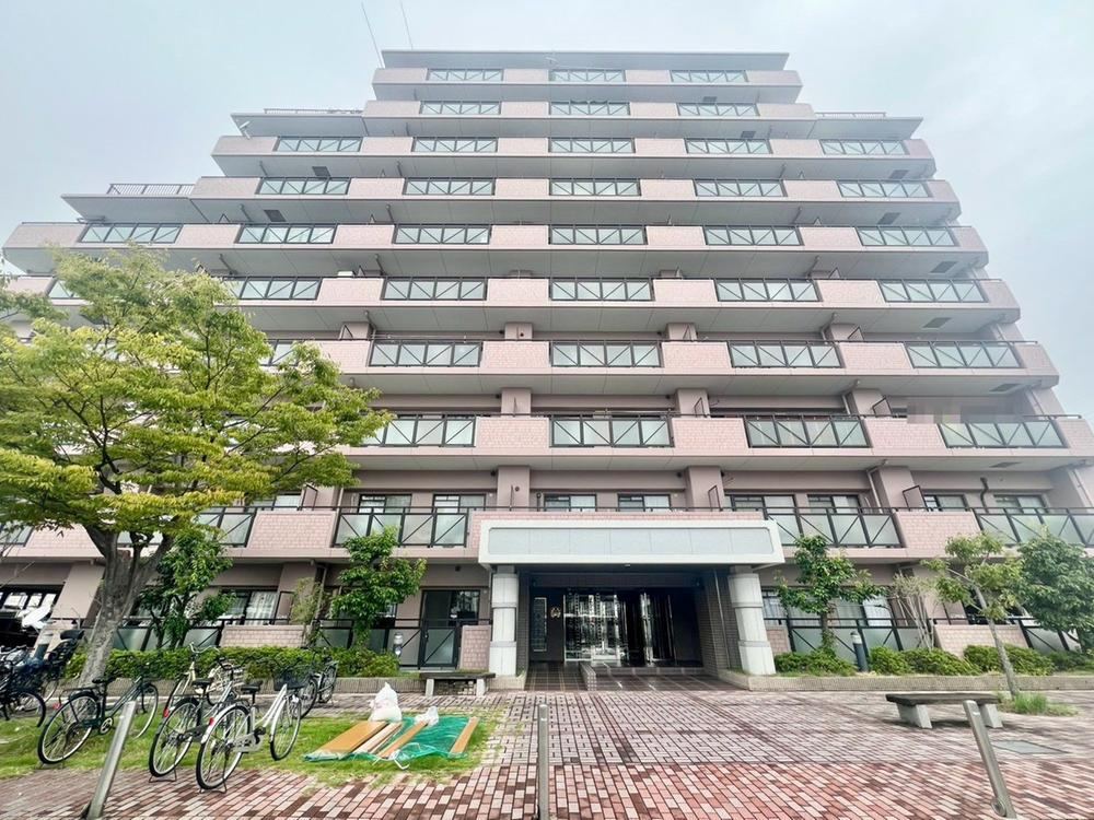 3LDK apartment in Nishi Ward, Sakai, Osaka - Photo 1