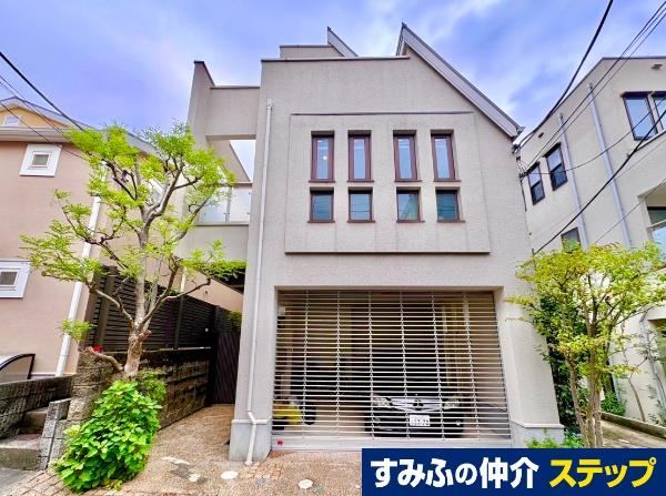 3LDK house in Minato Ward, Tokyo - Photo 1