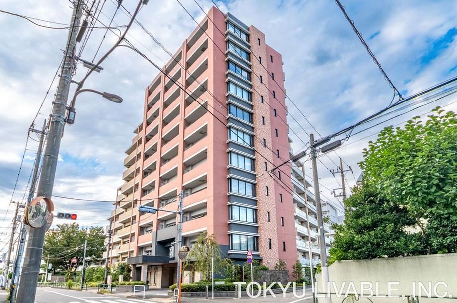 3LDK apartment in Setagaya Ward, Tokyo - Photo 1