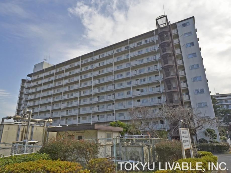 3LDK apartment in Funabashi, Chiba - Photo 1