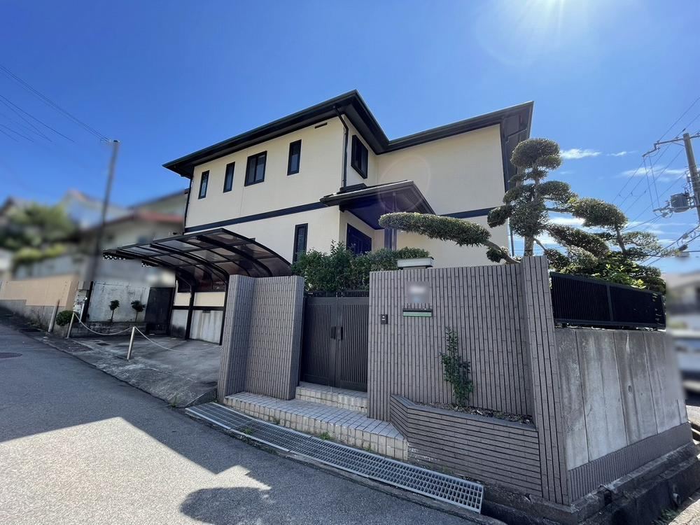 4LDK house in Kita Ward, Kobe, Hyogo - Photo 1