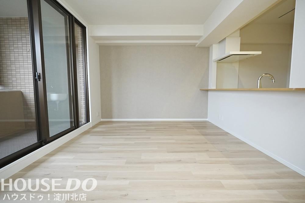 3LDK apartment in Yodogawa Ward, Osaka - Photo 1