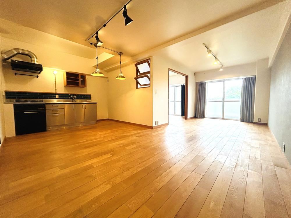 1LDK+S apartment in Toyonaka, Osaka - Photo 1