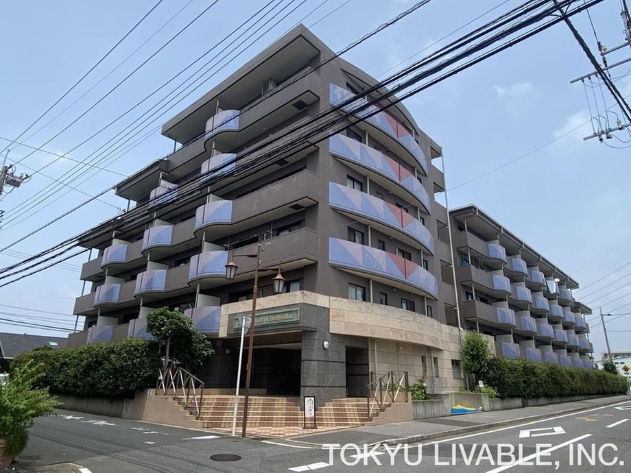 3LDK apartment in Wakaba Ward, Chiba - Photo 1