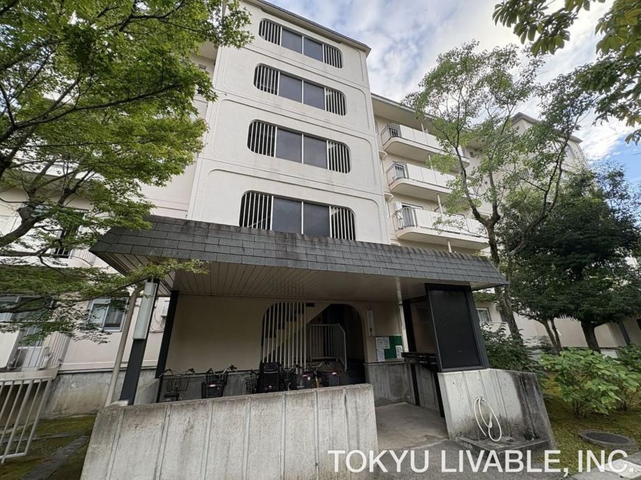3LDK apartment in Nishikyo Ward, Kyoto - Photo 1