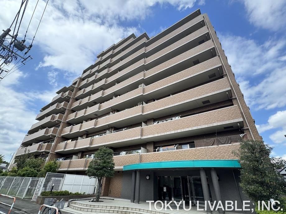 4LDK apartment in Adachi Ward, Tokyo - Photo 1