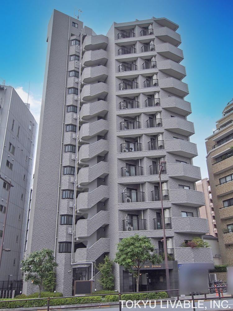 2LDK apartment in Shinjuku Ward, Tokyo - Photo 1