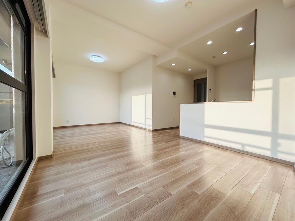 3LDK apartment in Toyonaka, Osaka - Photo 1