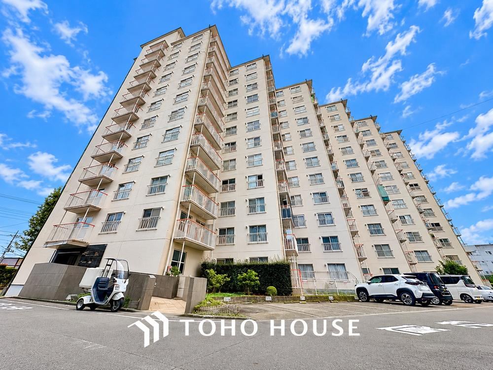 2LDK apartment in Hachioji, Tokyo - Photo 1