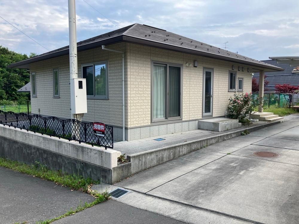 2LDK house in Hachinohe, Aomori - Photo 1