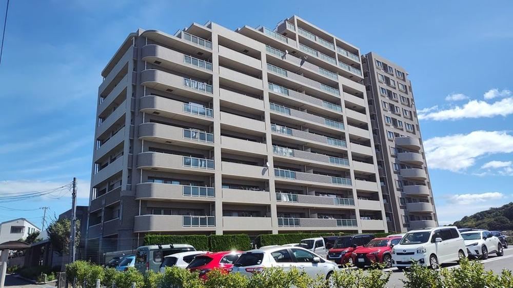 2LDK apartment in Numazu, Shizuoka - Photo 1
