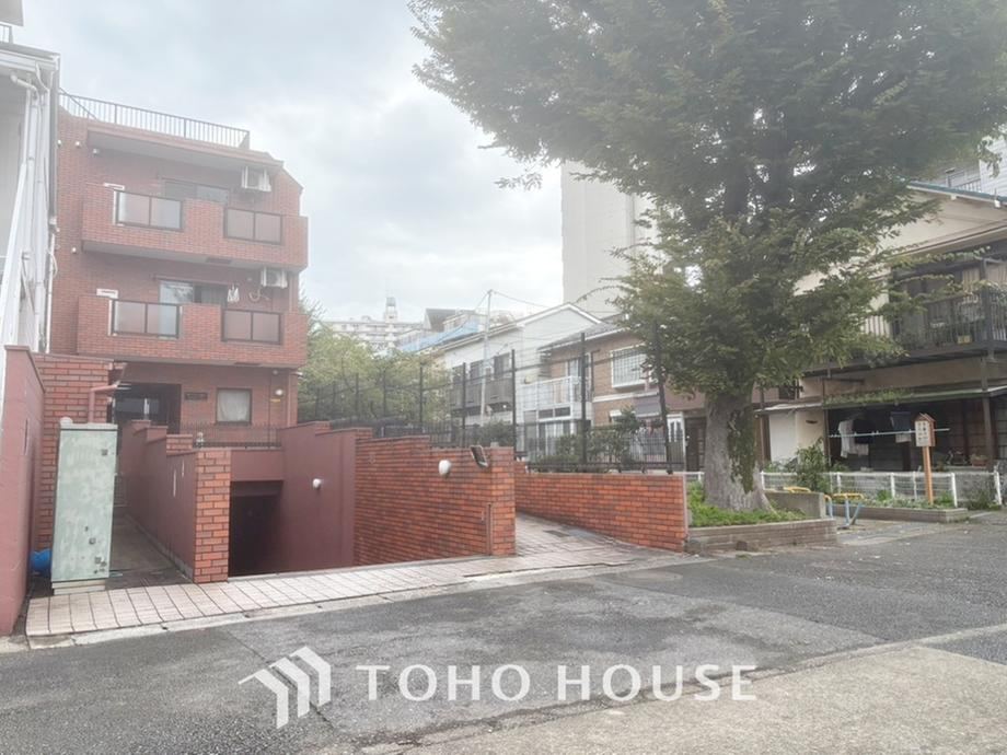 1LDK apartment in Shinagawa Ward, Tokyo - Photo 1