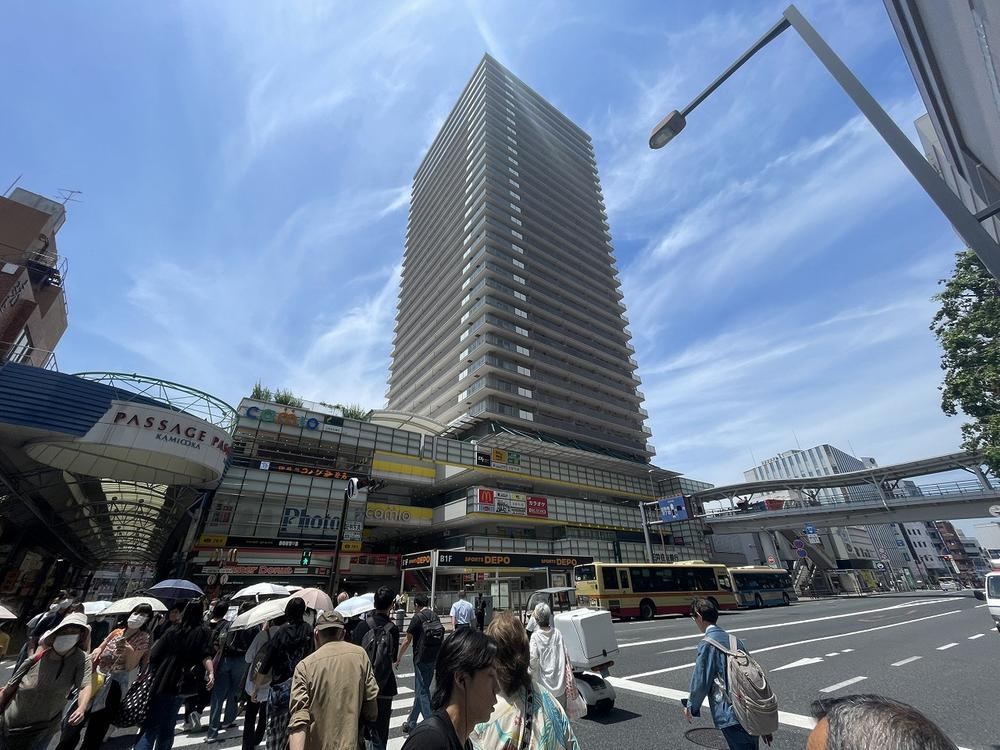 3LDK apartment in Konan Ward, Yokohama, Kanagawa - Photo 1