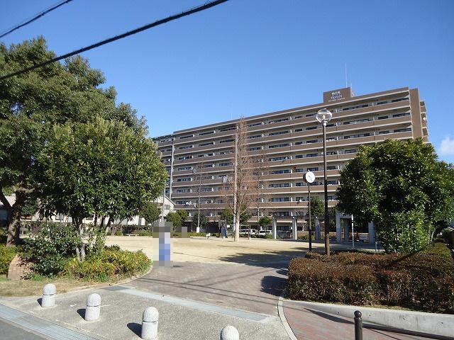 3LDK apartment in Suita, Osaka - Photo 1