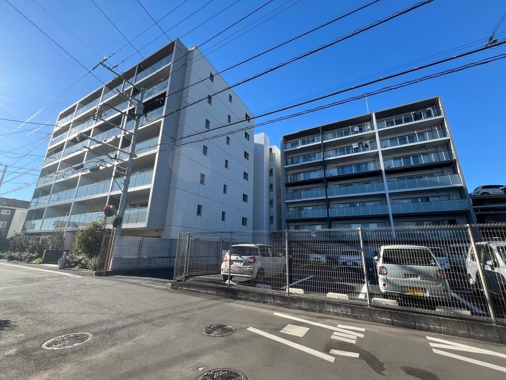 2LDK+S apartment in Chigasaki, Kanagawa - Photo 1