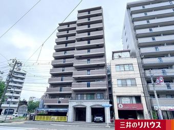 3LDK apartment in Minami Ward