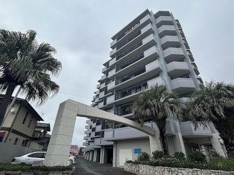 3LDK apartment in Fukutsu
