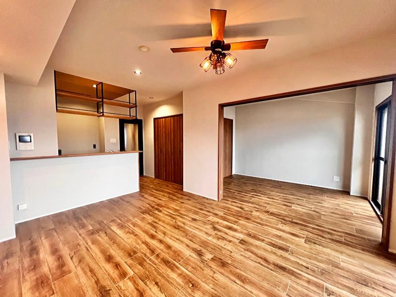 3LDK apartment in Chigasaki, Kanagawa - Photo 1