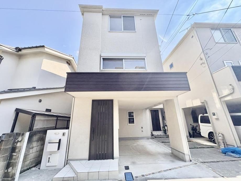 4LDK house in Itabashi Ward, Tokyo - Photo 1