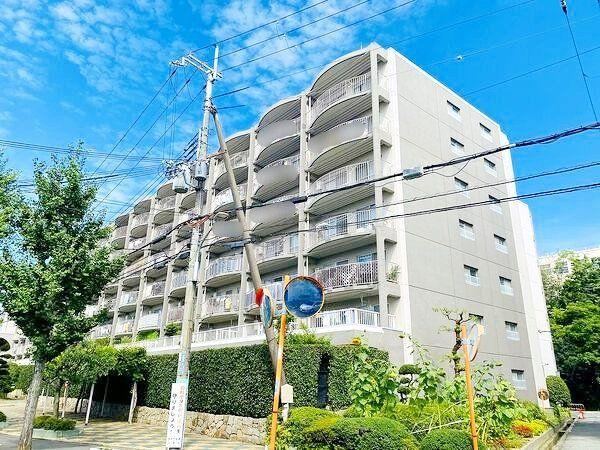 3LDK apartment in Ibaraki, Osaka - Photo 1