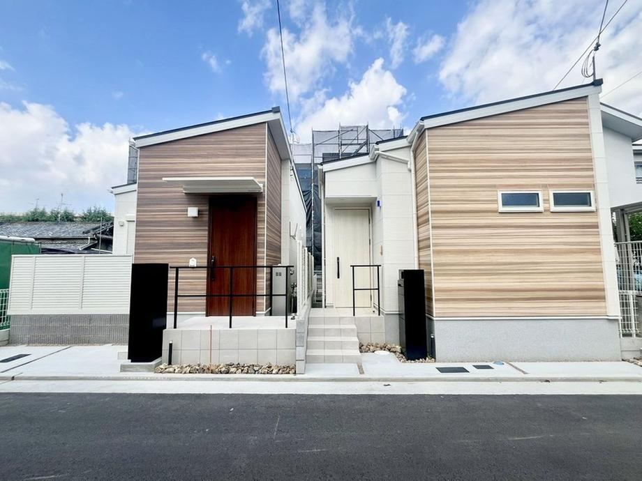 2LDK house in Yao, Osaka - Photo 1