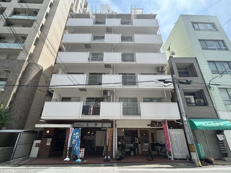 3DK apartment in Chuo Ward, Kobe, Hyogo - Photo 1