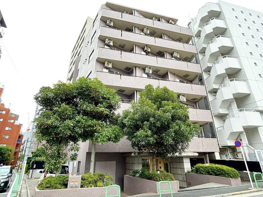 1LDK apartment in Minato Ward, Tokyo - Photo 1