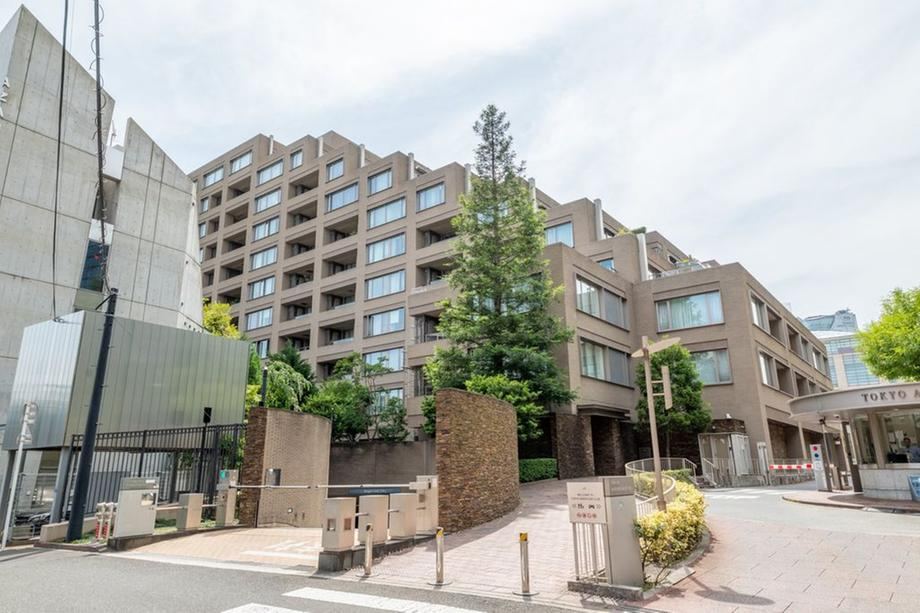 1LDK apartment in Minato Ward, Tokyo - Photo 1