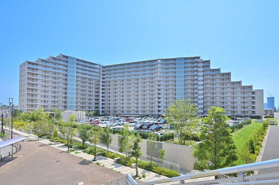 3LDK apartment in Kashiwa, Chiba - Photo 1