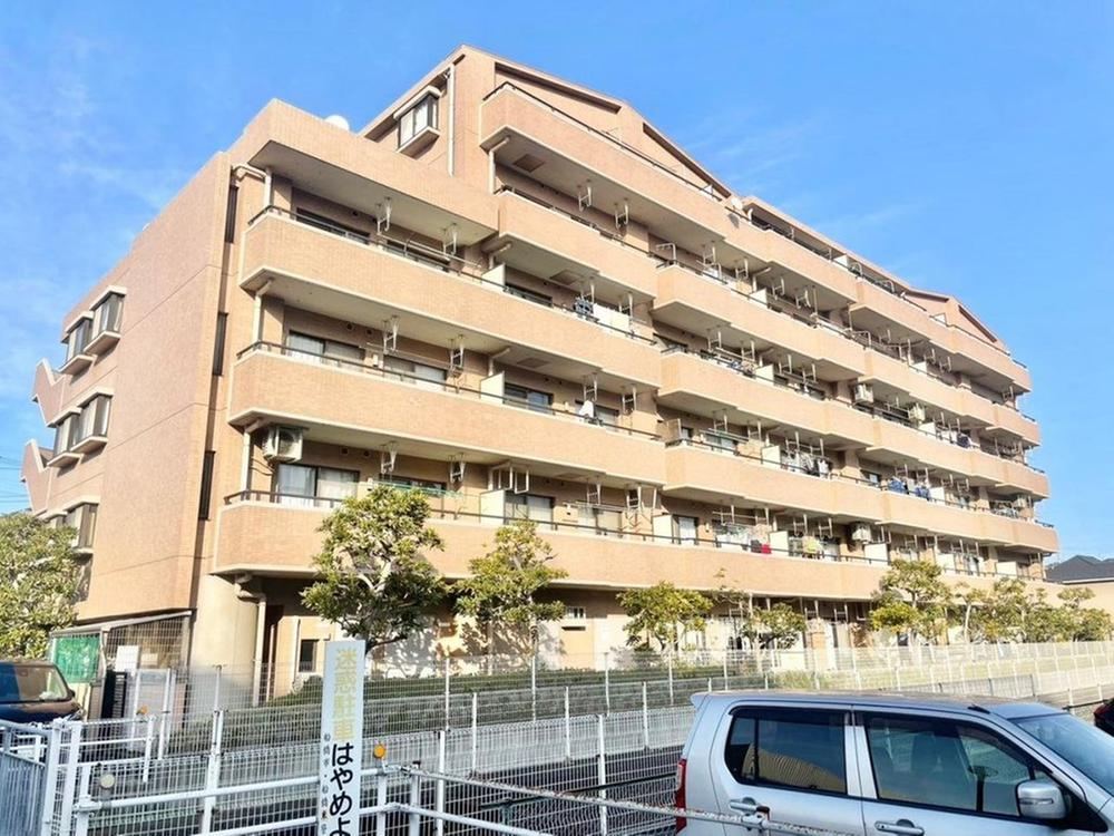 3LDK apartment in Funabashi, Chiba - Photo 1
