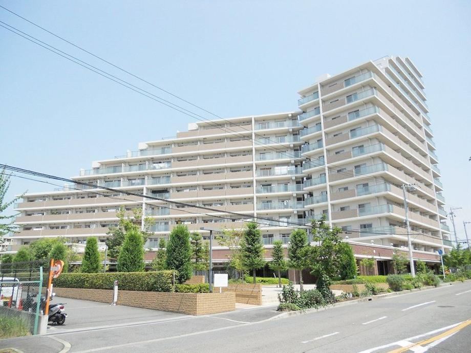 2LDK apartment in Minami Ward, Sakai, Osaka - Photo 1