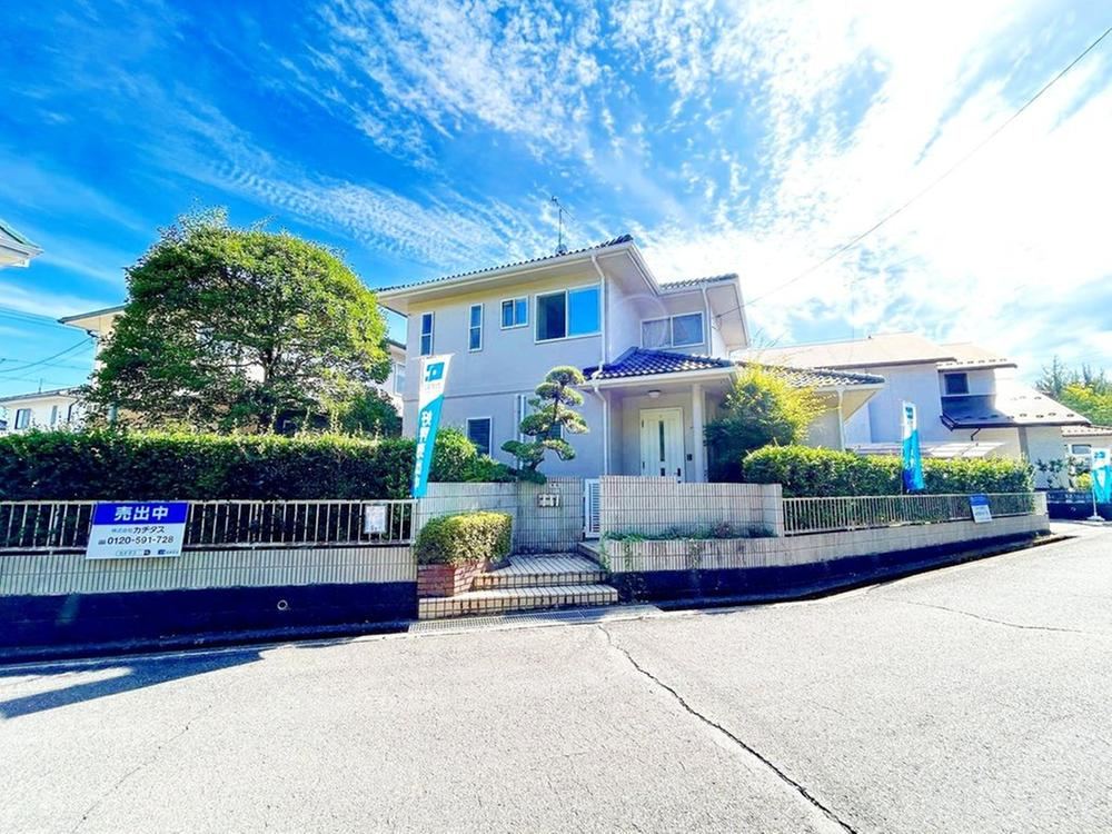 4LDK house in Higashihiroshima, Hiroshima - Photo 1