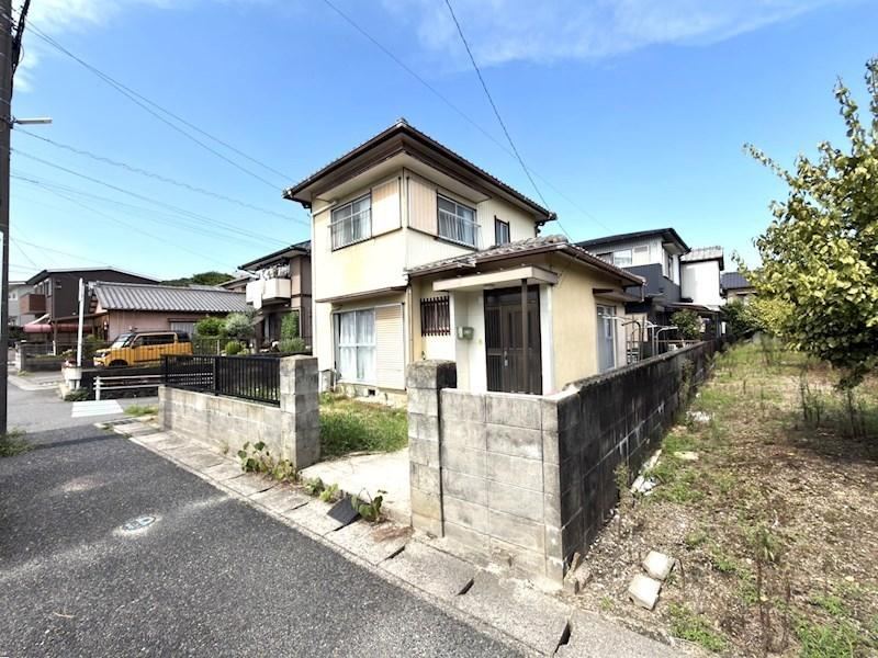 3LDK house in Yokkaichi, Mie - Photo 1