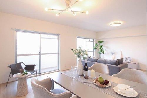 2LDK apartment in Naka Ward, Hiroshima - Photo 1