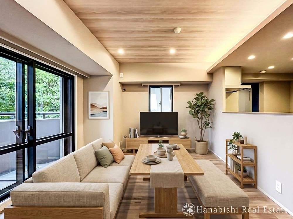 3LDK apartment in Sakura Ward, Saitama - Photo 1