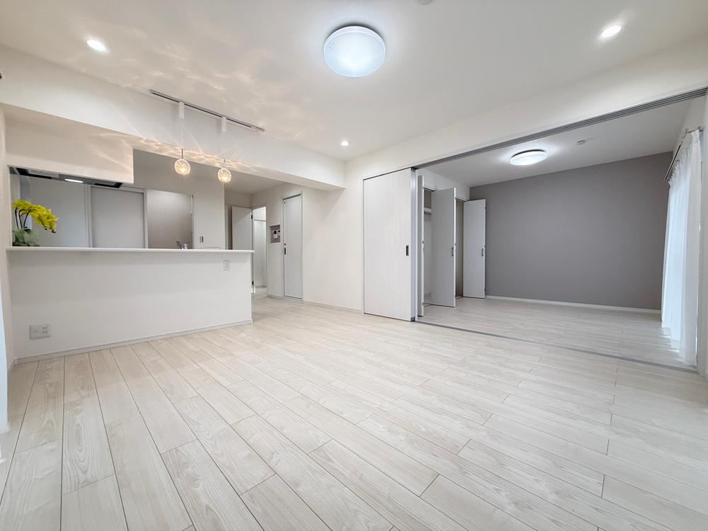 2LDK apartment in Fujisawa, Kanagawa - Photo 1
