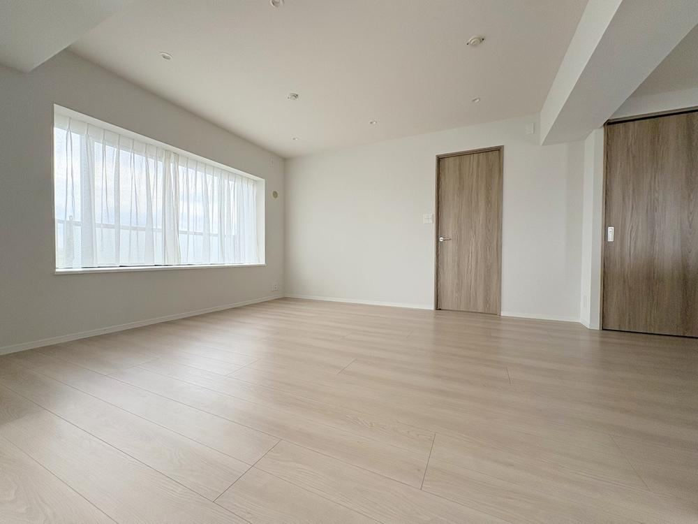 4LDK apartment in Minami Ward, Saitama - Photo 1