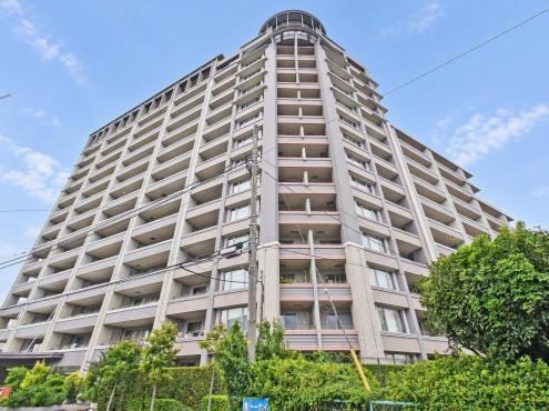 3LDK apartment in Machida, Tokyo - Photo 1